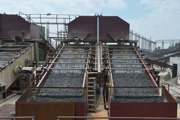 BOB半岛制砂机制砂设备砂石料生产线设备福建漳州年产500万吨砂石生产线建成投产